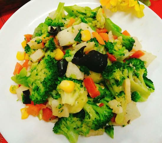 V2 Broccoli in garlic sauce (spicy) 鱼香芥蓝🌶️